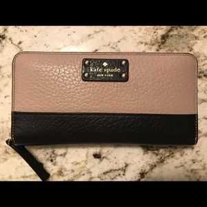 Kate spade Cameron wallet